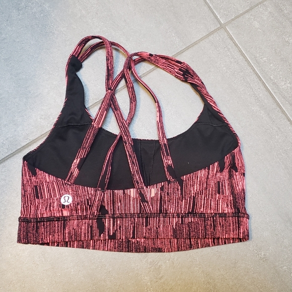 Lululemon bra 4 - Picture 2 of 3